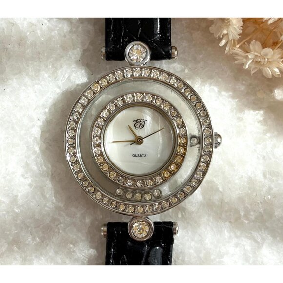 Elizabeth Taylor Leather Silver Ladies Vintage Wristwatch - 29mm - WORKS! - Picture 1 of 10